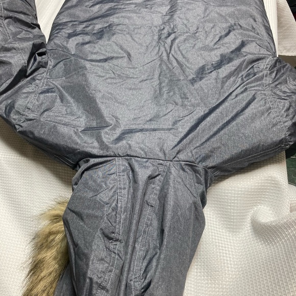 SEQUOIA Coat for girl 10/12 - Picture 8 of 9